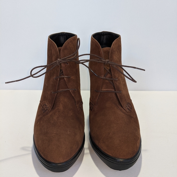 Tod's Rich Brown suede lace-up high-heeled booties - Picture 2 of 7